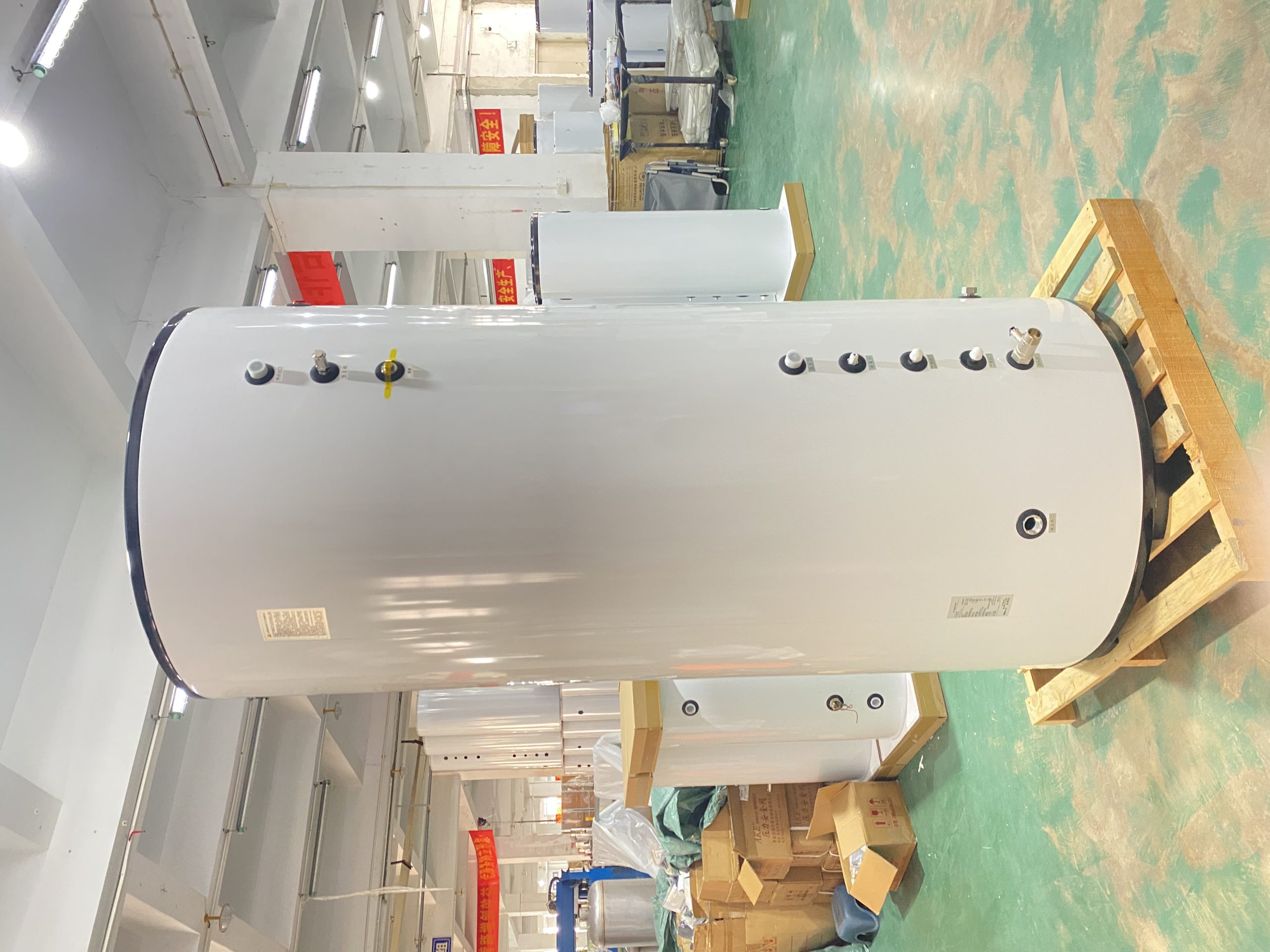 Custom Prepared Large Capacity Tank photo